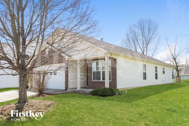 5570 Dollar Forge Dr, Unit 1 in Indianapolis, IN - Building Photo - Building Photo