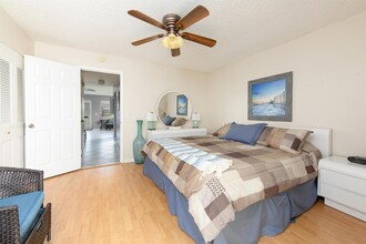 151 Berkshire G, Unit 1510 in West Palm Beach, FL - Building Photo - Building Photo