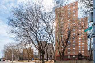 Rosedale Gardens I in Bronx, NY - Building Photo - Building Photo