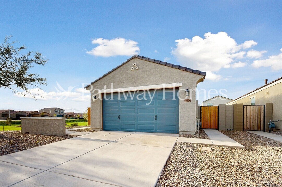 40369 W Hillman Dr in Maricopa, AZ - Building Photo