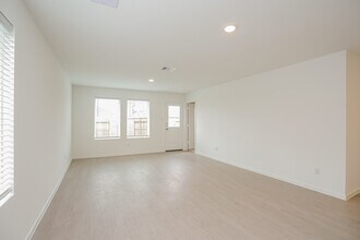 319 Bush Mdw Ln in Magnolia, TX - Building Photo - Building Photo