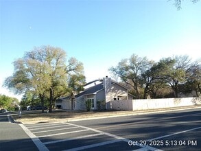 13236 Kerrville Folkway in Austin, TX - Building Photo - Building Photo
