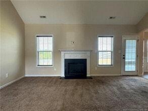 134 Whitetail Ct in Raeford, NC - Building Photo - Building Photo
