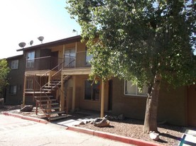 1634 Shangri La Rd in Phoenix, AZ - Building Photo - Building Photo