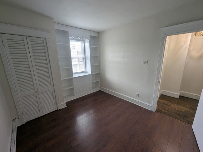 929 Edgemore Rd in Philadelphia, PA - Building Photo - Building Photo