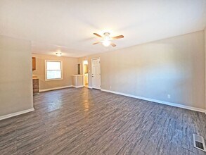 2332 Baywood Dr SE in Atlanta, GA - Building Photo - Building Photo