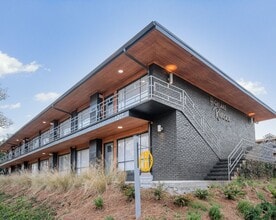 Highland Riviera in Birmingham, AL - Foto de edificio - Interior Photo