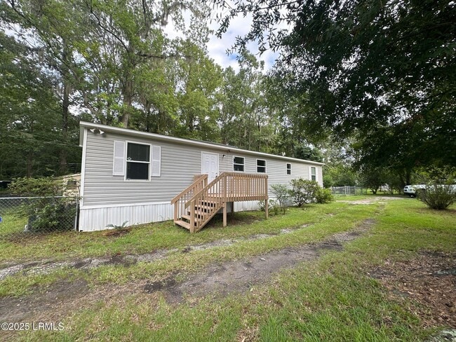 property at 3307 Powell Dr