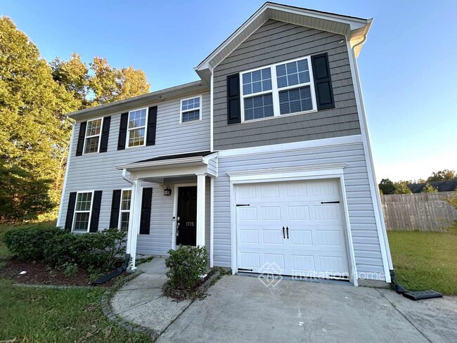 1715 Capstone Dr in Burlington, NC - Building Photo - Building Photo