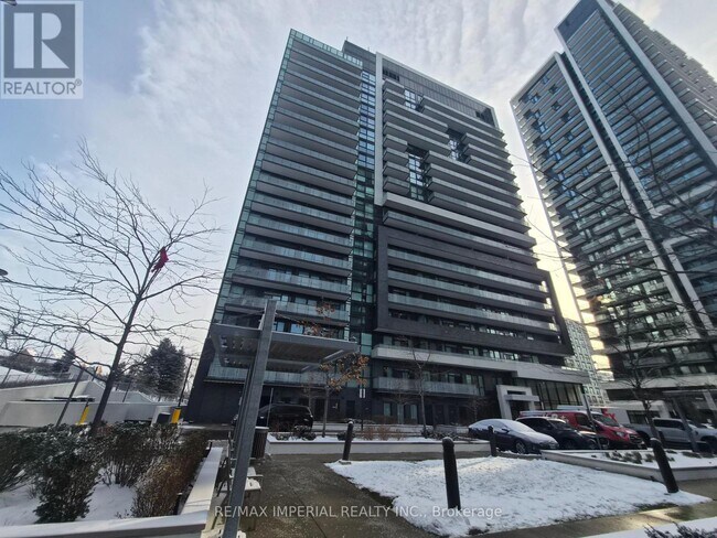 75 Oneida Crescent in Richmond Hill, ON - Building Photo - Building Photo