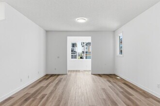181 Setonstone Grn SE in Calgary, AB - Building Photo - Building Photo