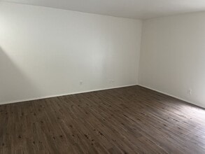 1184 Oceanaire Dr in San Luis Obispo, CA - Building Photo - Building Photo