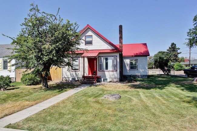 property at 1502 Ellis Ave
