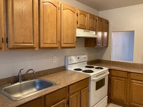 609 SW 75th St, Unit 102 in Gainesville, FL - Building Photo - Building Photo