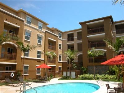 Harbor Grove Senior Apartments: 55 Plus Only in Garden Grove, CA - Foto de edificio