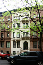 24 W 90th St in New York, NY - Building Photo - Building Photo