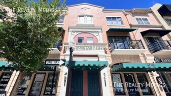 3736 Avalon Park E Blvd in Orlando, FL - Building Photo