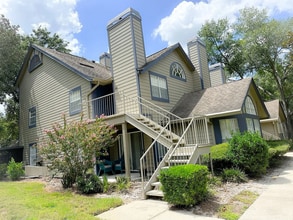 951 Bird Bay Ct, Unit 203 in Lake Mary, FL - Building Photo - Building Photo