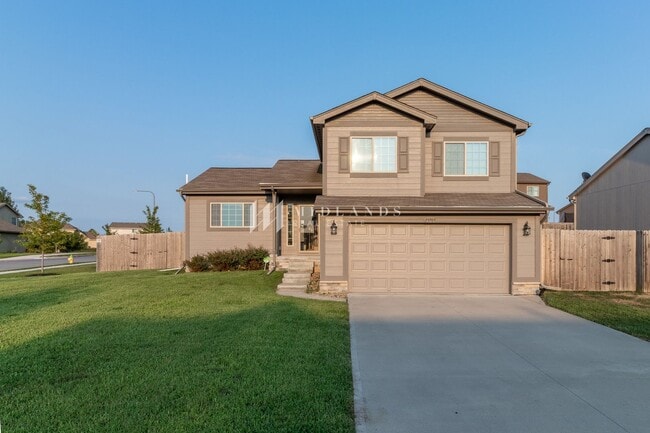 property at 13709 S 44th St