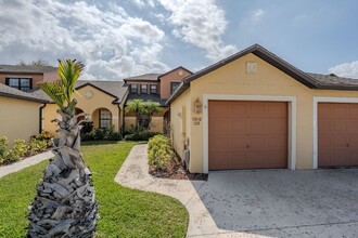 1010 Luminary Cir in Melbourne, FL - Building Photo - Building Photo