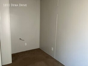 1651 Dena Dr in Memphis, TN - Building Photo - Building Photo