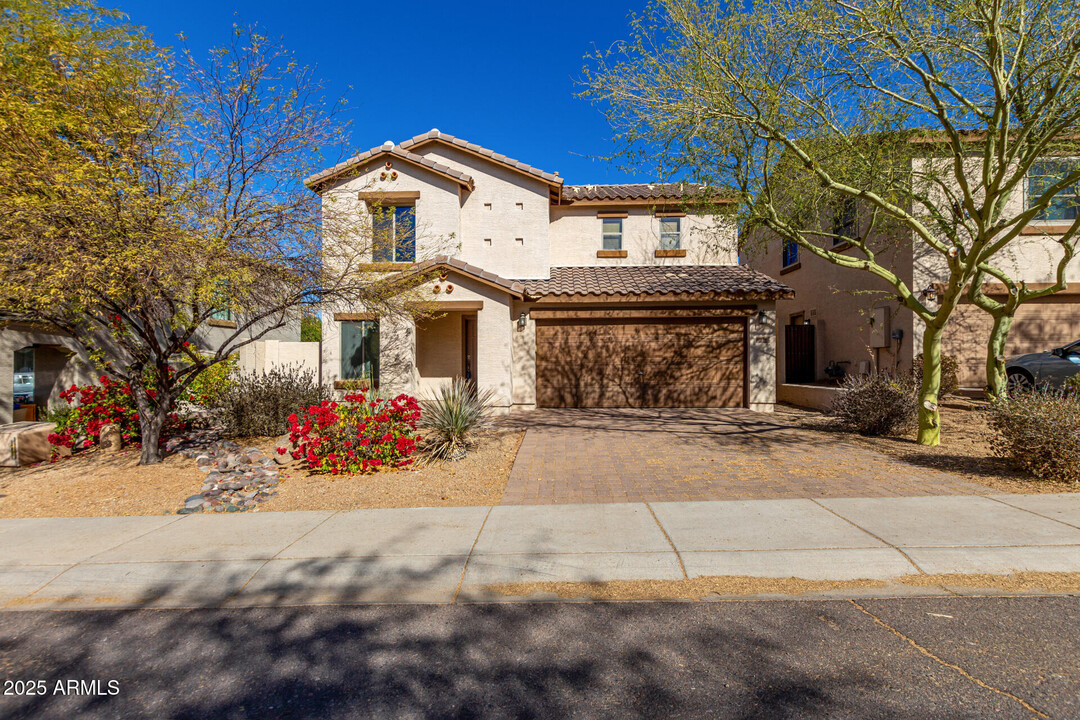 2406 W Tallgrass Trail in Phoenix, AZ - Building Photo