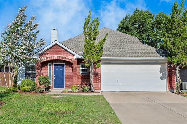 7612 Sunburst Trail in Denton, TX - Building Photo