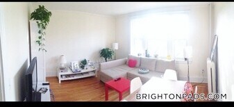 1615 Commonwealth Ave, Unit 14 in Boston, MA - Building Photo