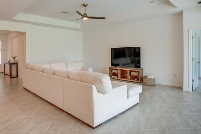 11336 Canopy Loop in Ft. Myers, FL - Building Photo - Building Photo