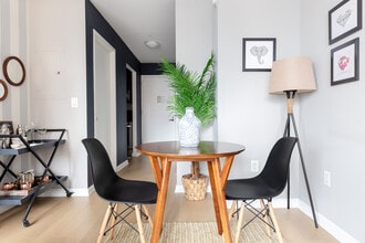 535 W 23rd St, Unit SI FL6-ID2045 in New York, NY - Building Photo - Building Photo