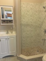 17 Kauila St, Unit A in Honolulu, HI - Building Photo