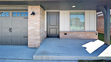 427 Summit Ridge Dr in Oklahoma City, OK - Building Photo - Building Photo