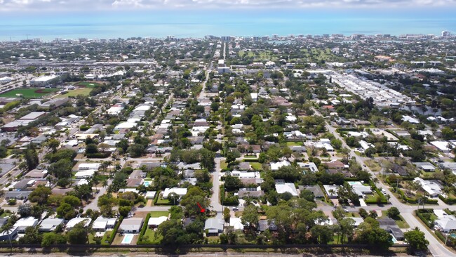 2400 14th St N in Naples, FL - Building Photo - Building Photo