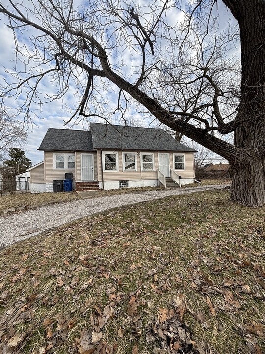 16009 Bryce Ave in Cleveland, OH - Building Photo