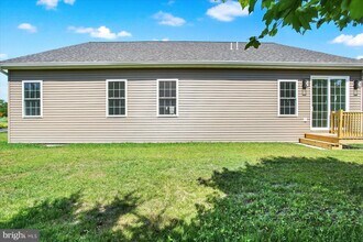 51 Franklin Dr in Mechanicsburg, PA - Building Photo - Building Photo