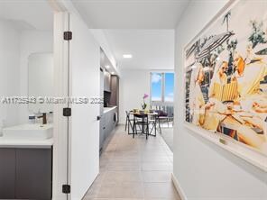 227 NE 2nd St, Unit # 2706 in Miami, FL - Building Photo