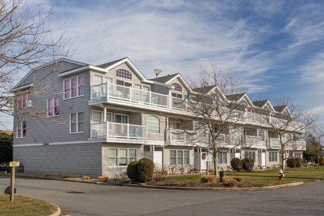 50 W 5th St in Barnegat Light, NJ - Building Photo - Building Photo