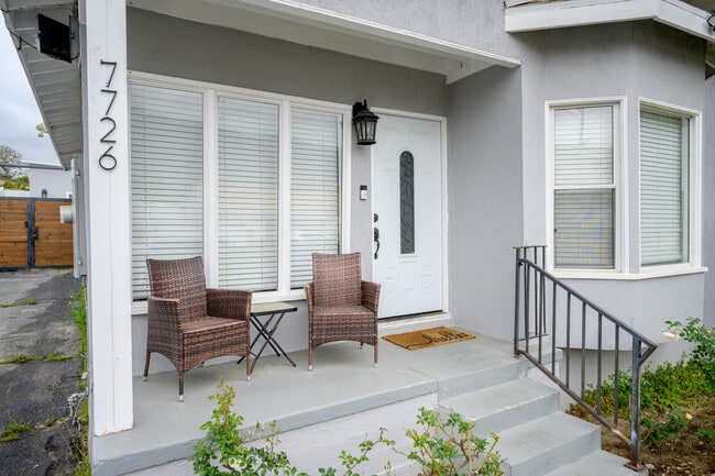 7726 Le Berthon St in Tujunga, CA - Building Photo - Building Photo