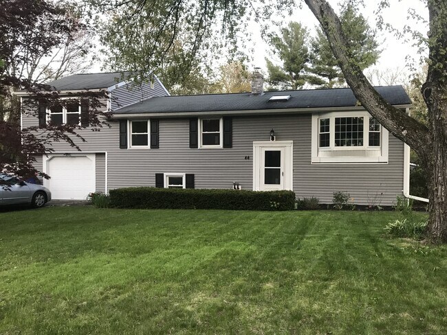 property at 44 Simsbury Manor Dr