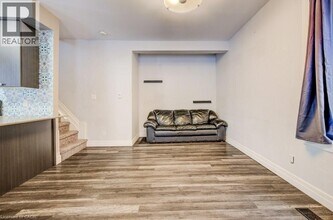 52 Chapel St in Kitchener, ON - Building Photo - Building Photo