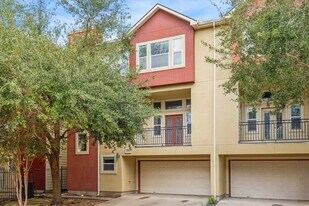 1033 W 23rd St in Houston, TX - Building Photo