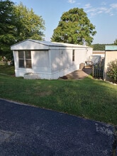 719 Golden Point in House Springs, MO - Foto de edificio - Building Photo