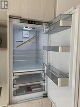 197 Yonge St in Toronto, ON - Building Photo - Building Photo