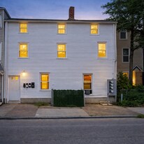 109 E Main St, Unit 1 in Paterson, NJ - Building Photo