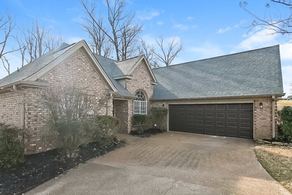 1236 Biloxi St in Hernando, MS - Building Photo