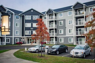 747 Coverdale Road in Riverview, NB - Building Photo