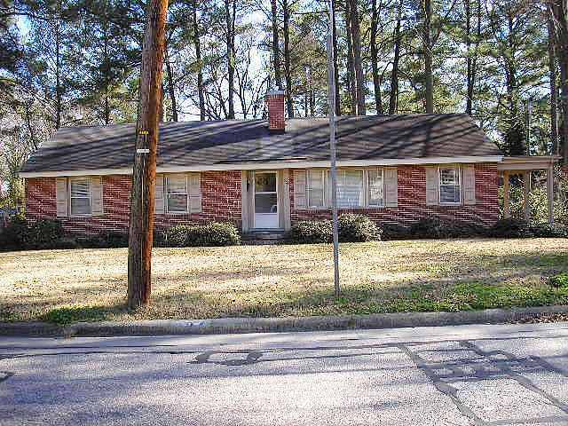 Forest Hills Manor in Wilson, NC - Foto de edificio