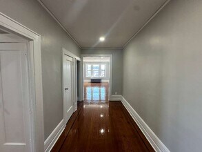 The Renaissance in East Orange, NJ - Foto de edificio - Interior Photo