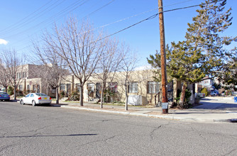 800 Kent Ave NW in Albuquerque, NM - Building Photo - Building Photo