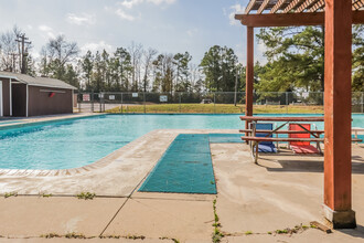 156 Bluebonnet in Livingston, TX - Building Photo - Building Photo